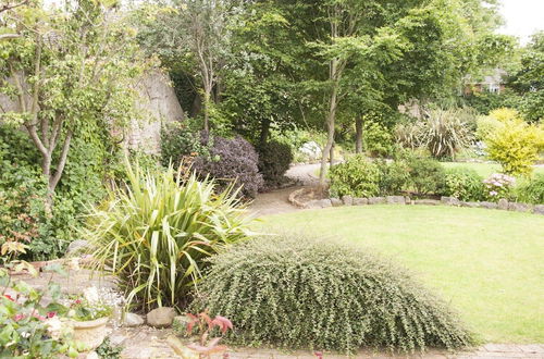 Photo 15 - Courtyard Holiday Cottages