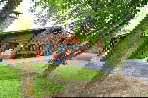Foto 1 - Holiday Home in Houyet With Sauna & Garden