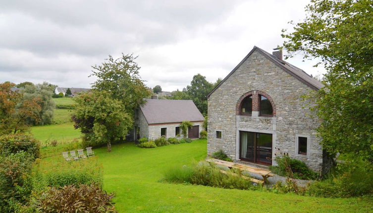 Foto 1 - Quaint Holiday Home in Robechies Amid Meadows