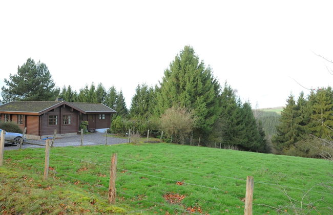 Traditional Chalet with Sauna, Spa Tub, & Relaxation Space near La Roche - Foto 18