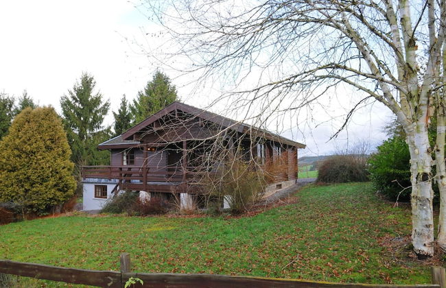 Traditional Chalet with Sauna, Spa Tub, & Relaxation Space near La Roche - Foto 19