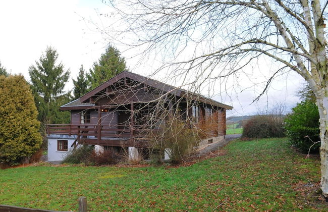 Traditional Chalet with Sauna, Spa Tub, & Relaxation Space near La Roche - Foto 17