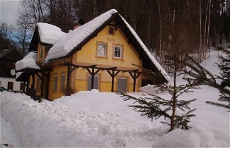 Foto 1 - Charming Holiday Home in Rudnik With Private Garden