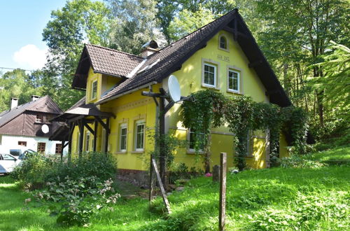 Foto 1 - Charming Holiday Home in Rudnik With Garden