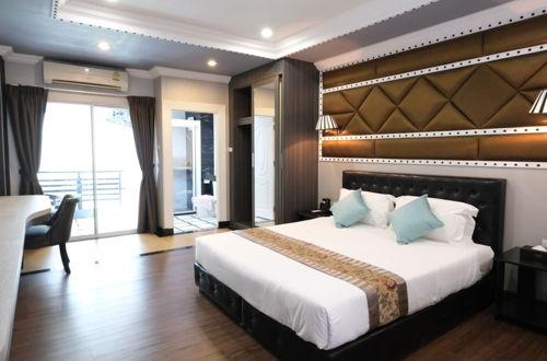 Photo 11 - KTK Pattaya Hotel and Residence