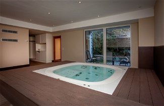 Foto 1 - Posh Mansion in Sankt with 2 Saunas, Whirlpool, Hot Tub