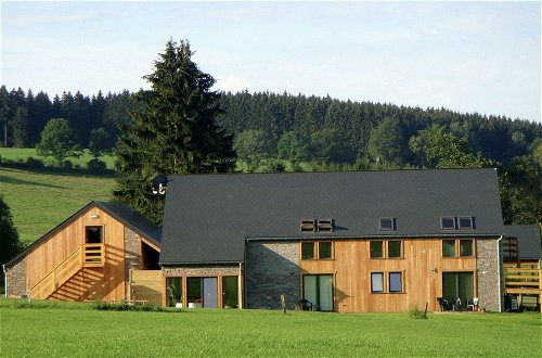 Foto 30 - Beautiful Villa with Heated Outdoor Pool, Sauna, Hot Tub in Forest