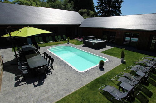 Photo 28 - Villa With Heated Outdoor Pool and Sauna