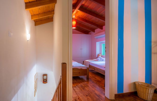 My Little House - Family House with Private Terrace - Foto 15