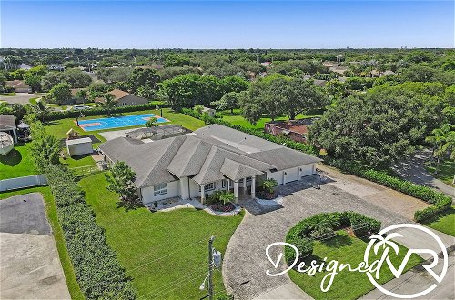 Photo 78 - Luxurious 8BR Family Estate with Pool