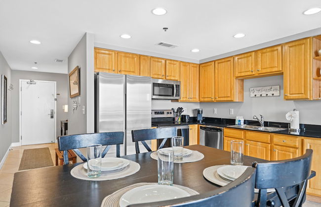 Splash Beach Resort by Book That Condo - Foto 34