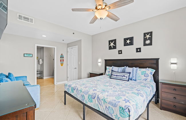 Splash Beach Resort by Book That Condo - Foto 20