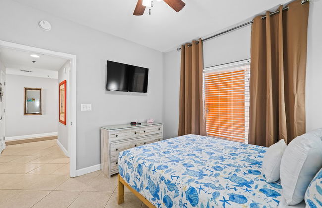 Splash Beach Resort by Book That Condo - Foto 22