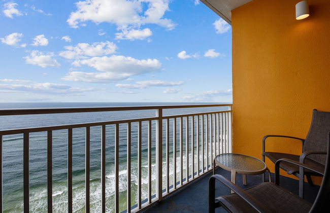 Splash Beach Resort by Book That Condo - Foto 79