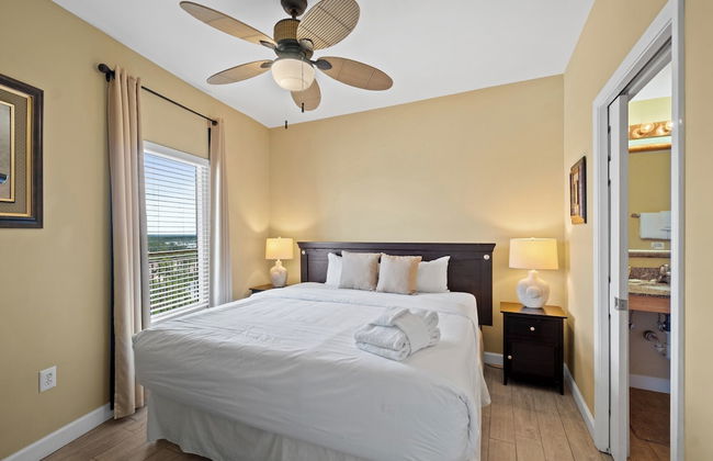 Splash Beach Resort by Book That Condo - Foto 31