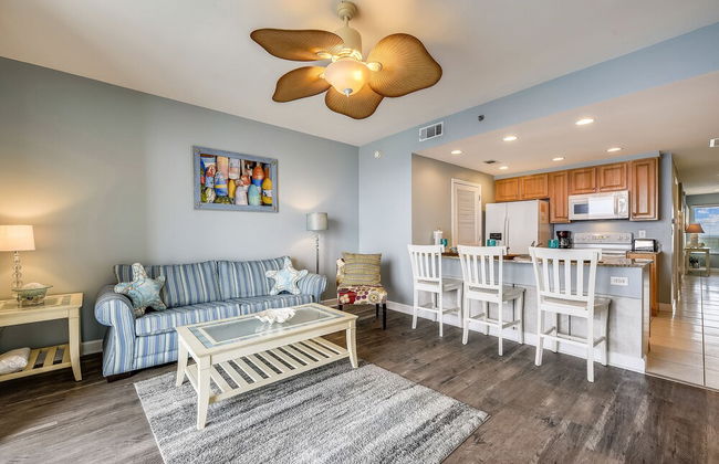 Splash Beach Resort by Book That Condo - Foto 57