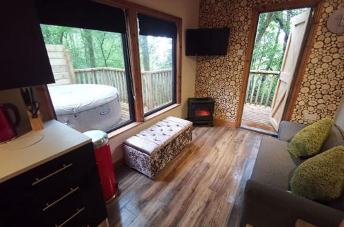 Photo 6 - Tiny House Hot Tub