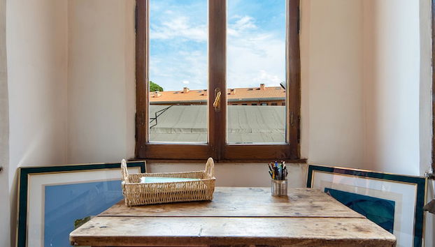 Mostrador de check-in y check-out