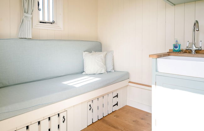 Sage Shepherds Hut, Boundary Farm Cottages - Foto 6