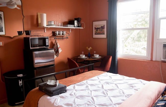 Beverly Boulevard! Cozy Studio! Sleeps 2! - Foto 4