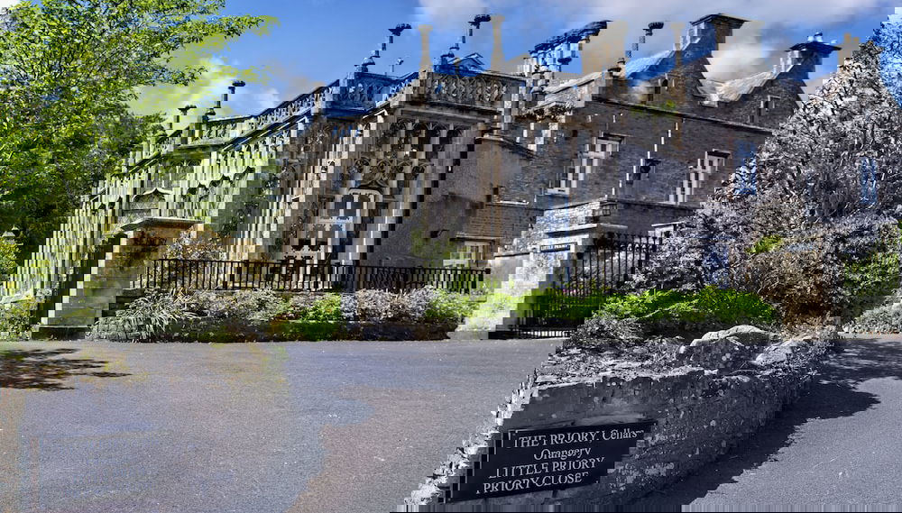 Primary image