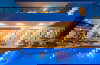 Foto 1 - Modern Villa in Cres With Pool