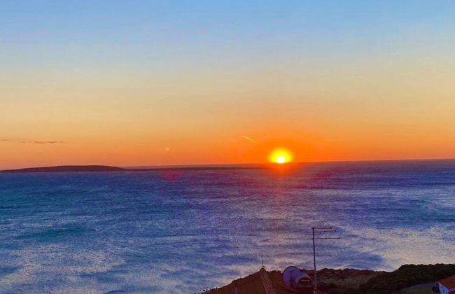 Villa in Cres With Sea Views & Pool - Foto 40