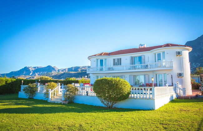Villa - Sleeps 14 - Private Pool - Cinema Room - Foto 19