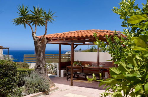 Photo 16 - Cozy Pool Front Apartment With sea View Orange