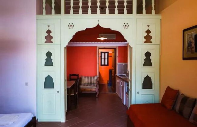 Karnayo Traditional Houses - Photo 9