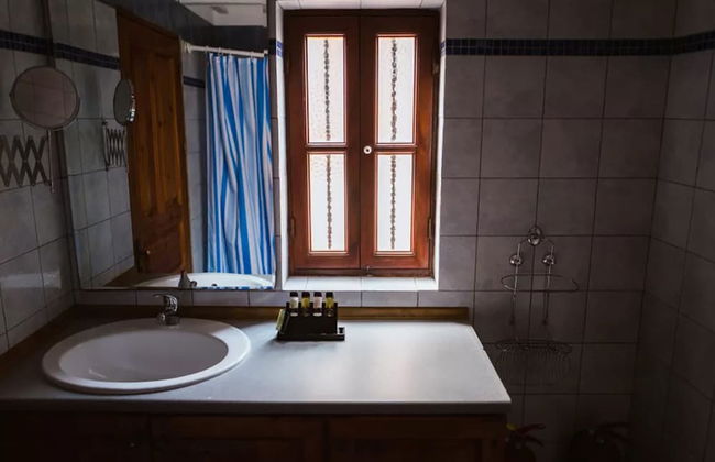 Karnayo Traditional Houses - Photo 20