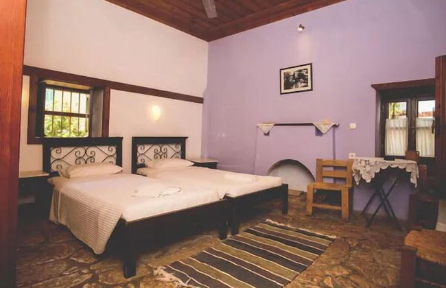 Karnayo Traditional Houses - Photo 12