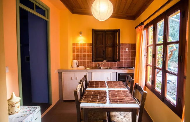 Karnayo Traditional Houses - Photo 13