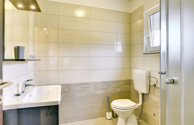 Detached Villa With Pool and Large Garden in Quiet Area Near the Sea - Foto 15