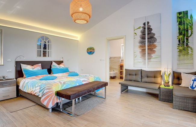 Villa in Novigrad With Pool Near Beach - Foto 6