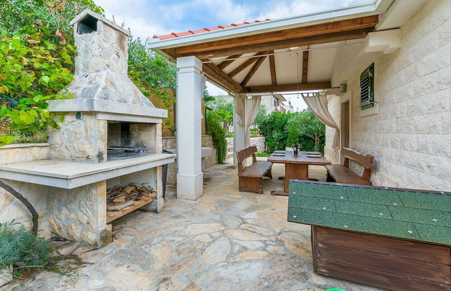 Villa Holiday Home Zvečanje - Foto 31