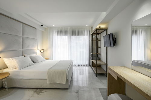 Photo 1 - Thetis Boutique Apartments