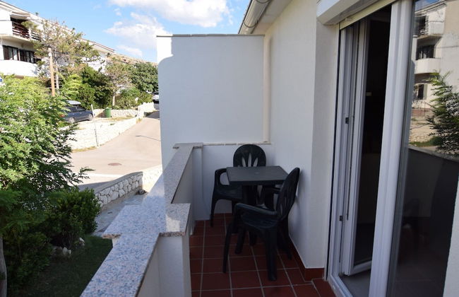 Comfortable Apartment With Balcony and Outdoor Kitchen - Photo 11