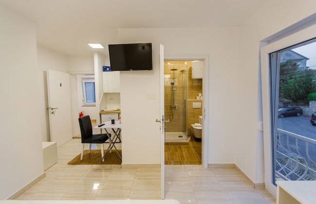 Apartmani Kristijan - Studio Apartment 2 - Foto 4