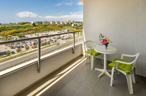 Photo 1 - A1 - Modern apt With the Terrace & sea View