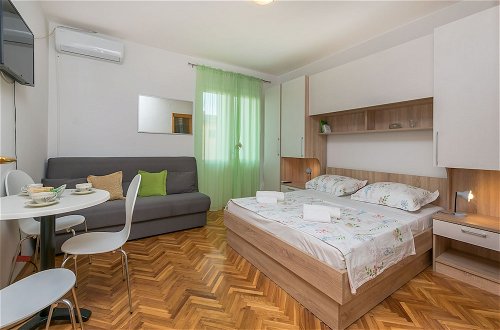Foto 15 - Apartments and Room Nevenka