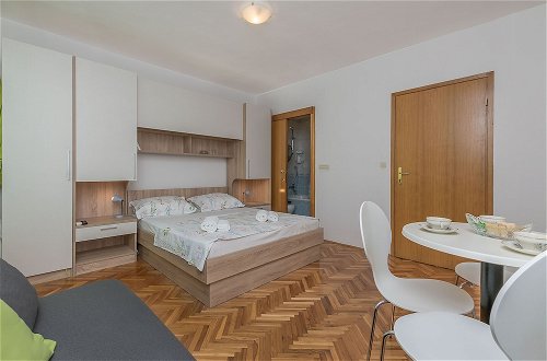 Photo 2 - Apartments and Room Nevenka