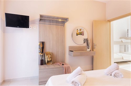 Foto 17 - Sueno Luxury Apartments