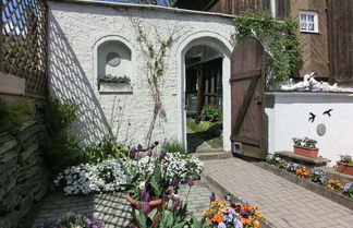 Photo 2 - Apartment in Thuringian Forest With Garden