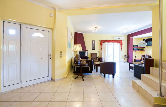 Relaxing Family Home near Beaches - Photo 40