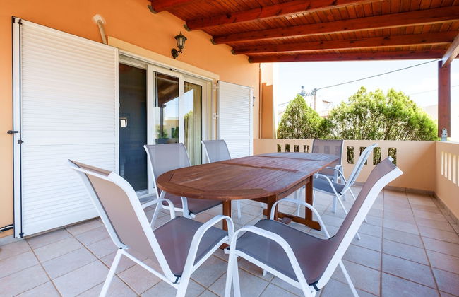 Relaxing Family Home near Beaches - Photo 50