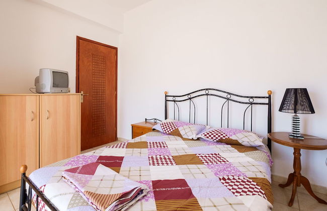 Relaxing Family Home near Beaches - Photo 2