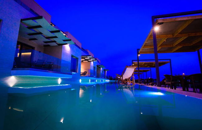 Serenity Suites Sea View 3 - Photo 18