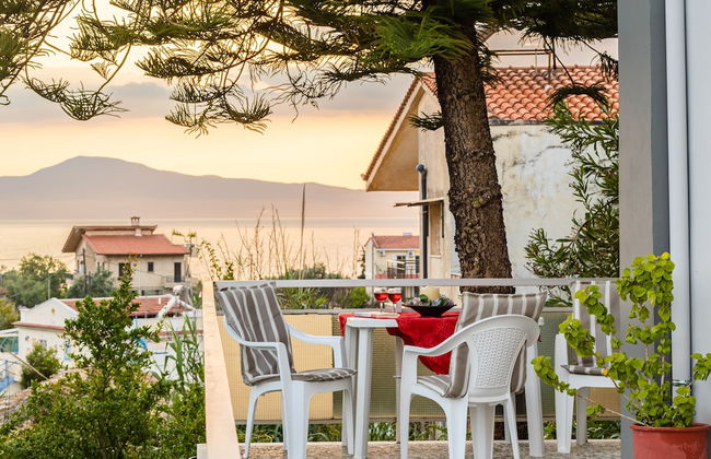 Seaside Family Haven - Avia's Spacious Getaway - Foto 26