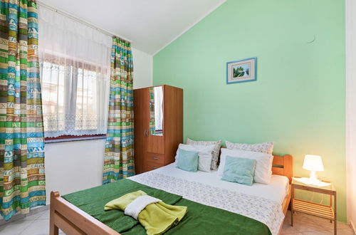 Photo 3 - Beautiful Apartment in Jasenice Near Sea